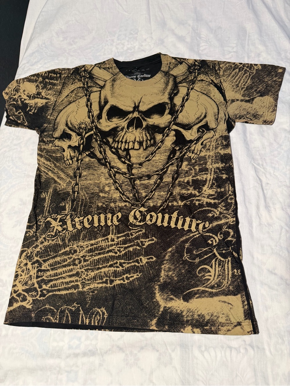 Xtreme Couture affliction t-shirt men’s size L slim fit skull chains Y2K